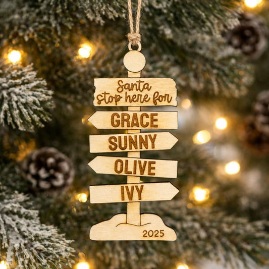 Personalized Family Ornament – Rustic Wooden Christmas Signpost Decor with Custom Engraving
