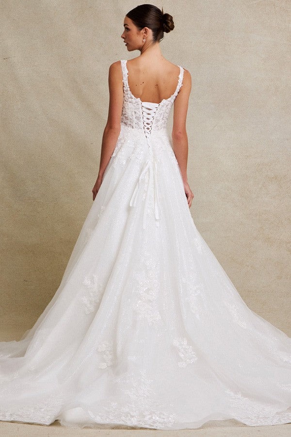 Sleeveless Scoop Neck A Line Wedding Gown