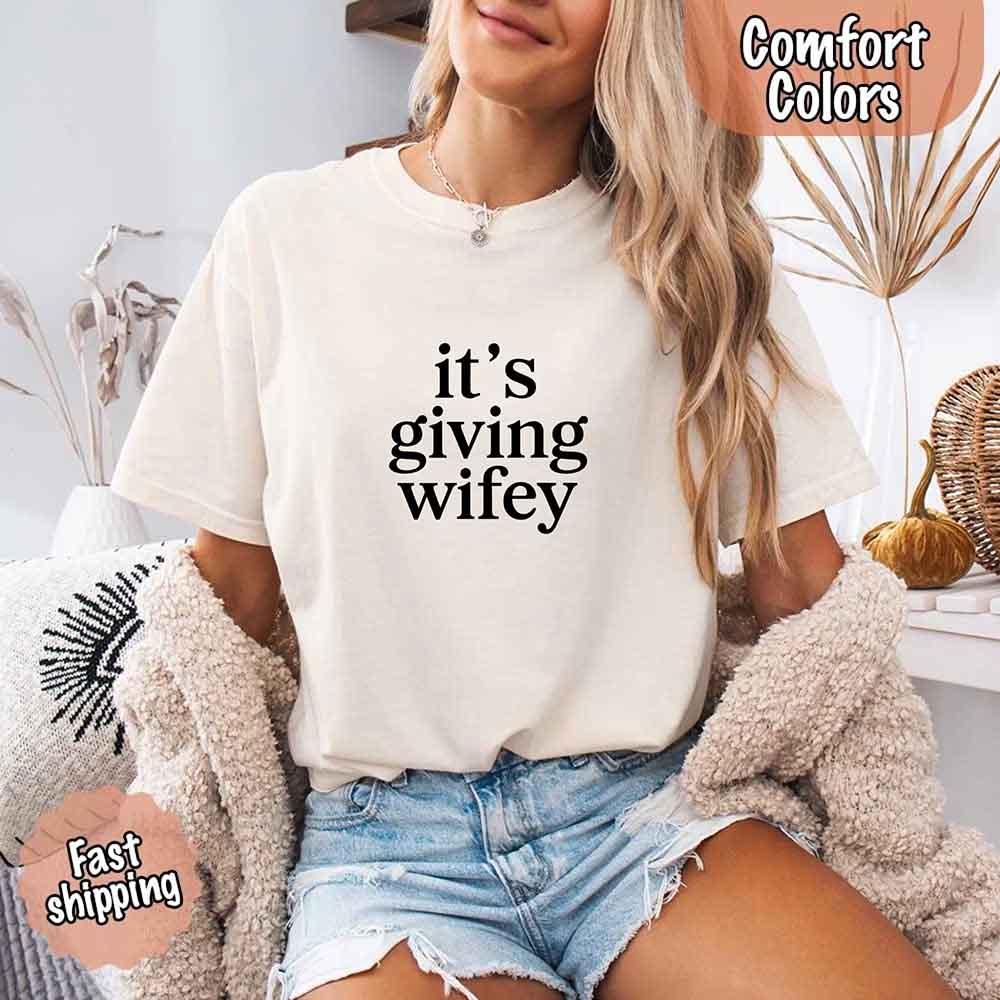 It’s Giving Wifey Comfort Colors Tee – Bride to Be or Wedding Gift Shirt