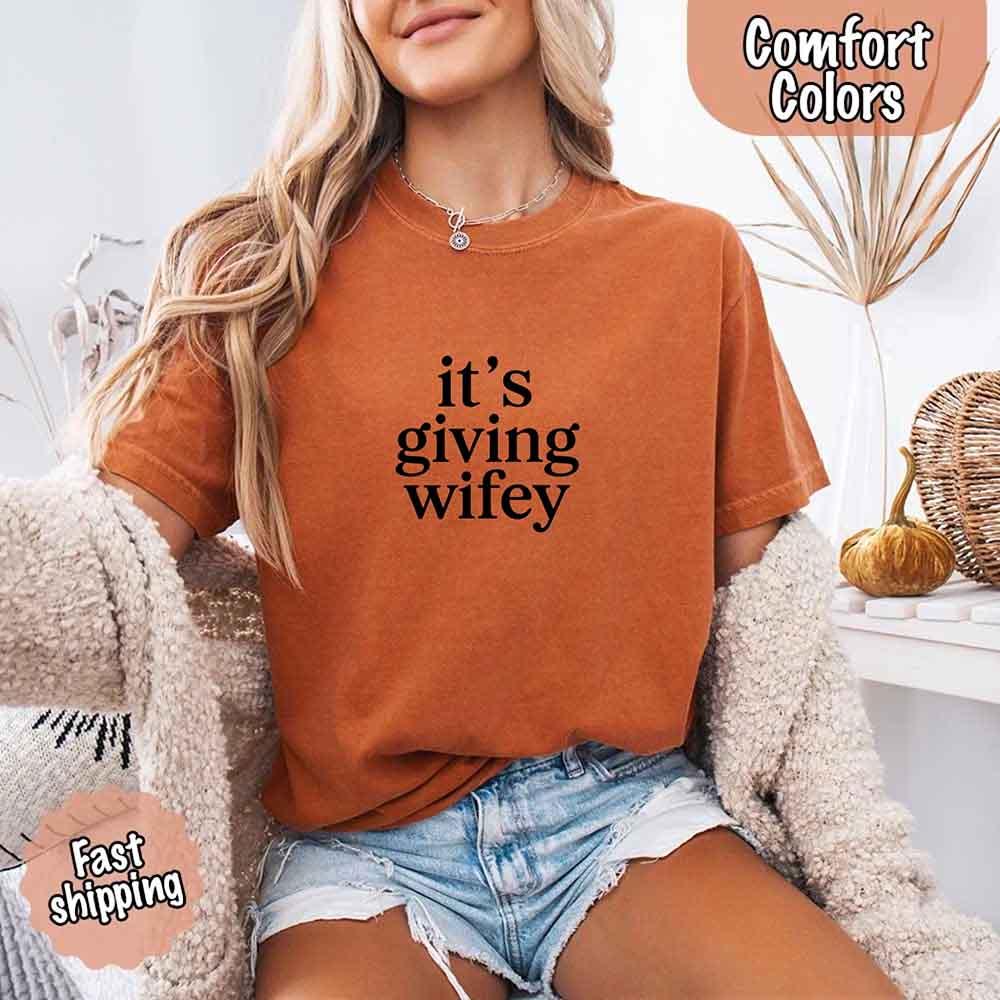 It’s Giving Wifey Comfort Colors Tee – Bride to Be or Wedding Gift Shirt