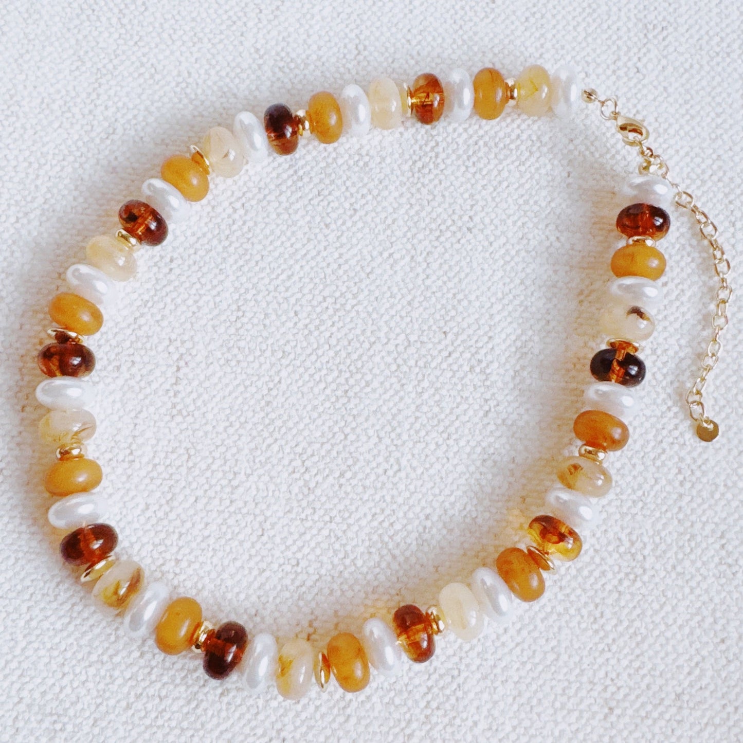 Golden Earth Gem Beaded Necklace – Warm-Toned Beads with Natural Elegance