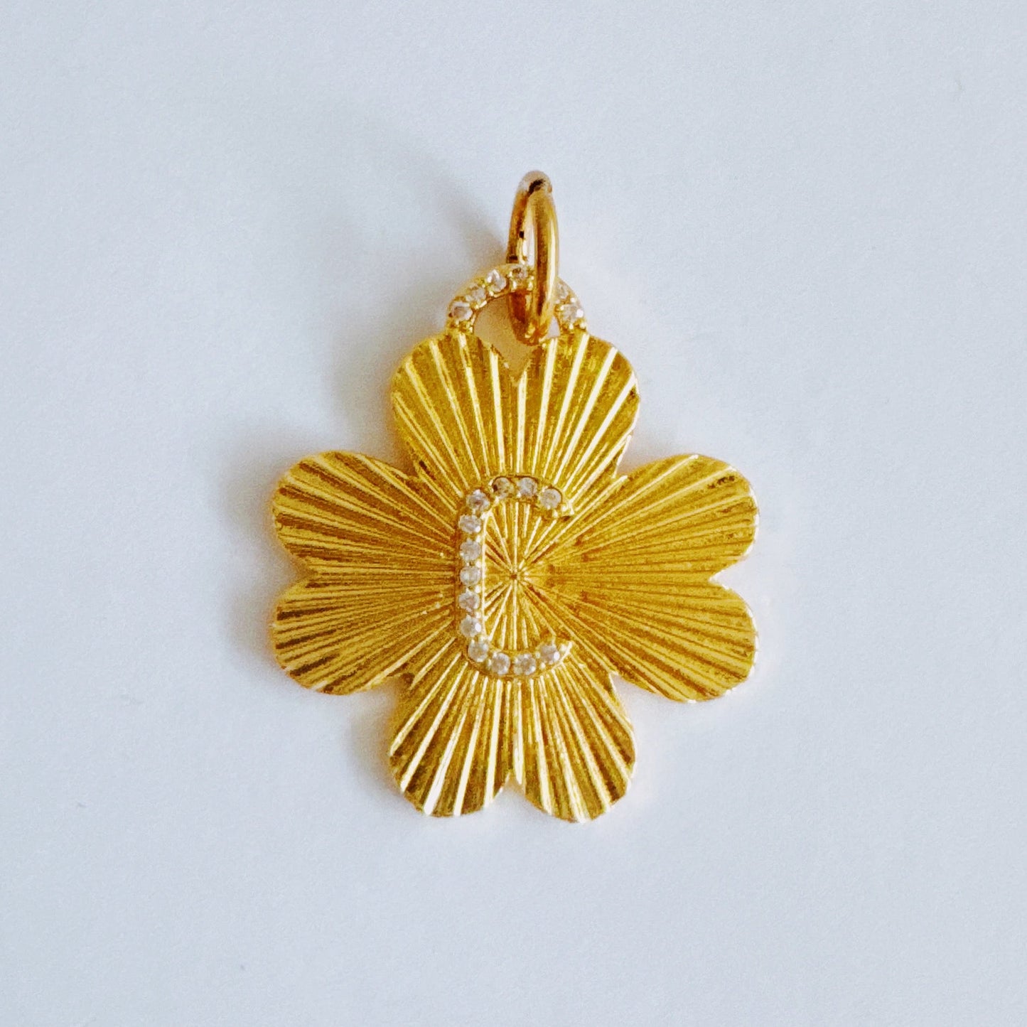 Clover Initial Seamless Clip Charm