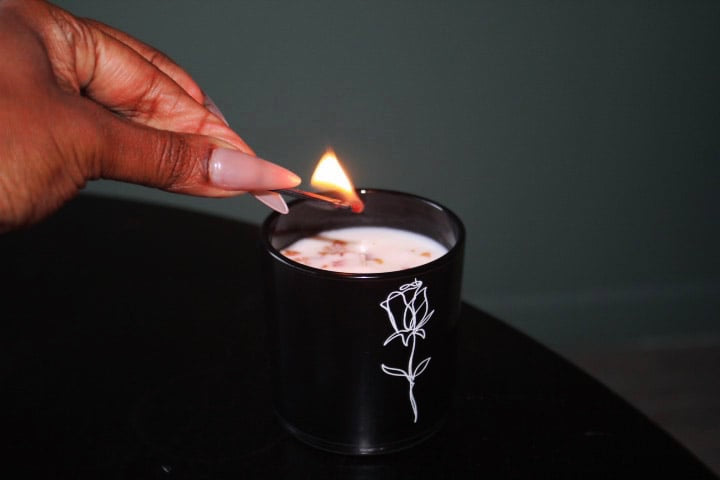 AN OPULENCE CANDLE