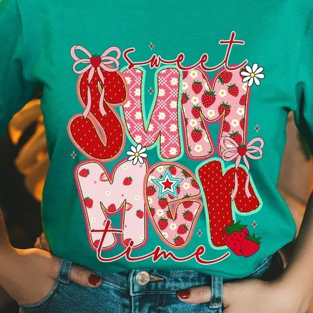 Sweet Summertime Graphic Tee – Cute Retro Summer T-Shirt, Aesthetic Beach Vibes, Casual Trendy Outfit