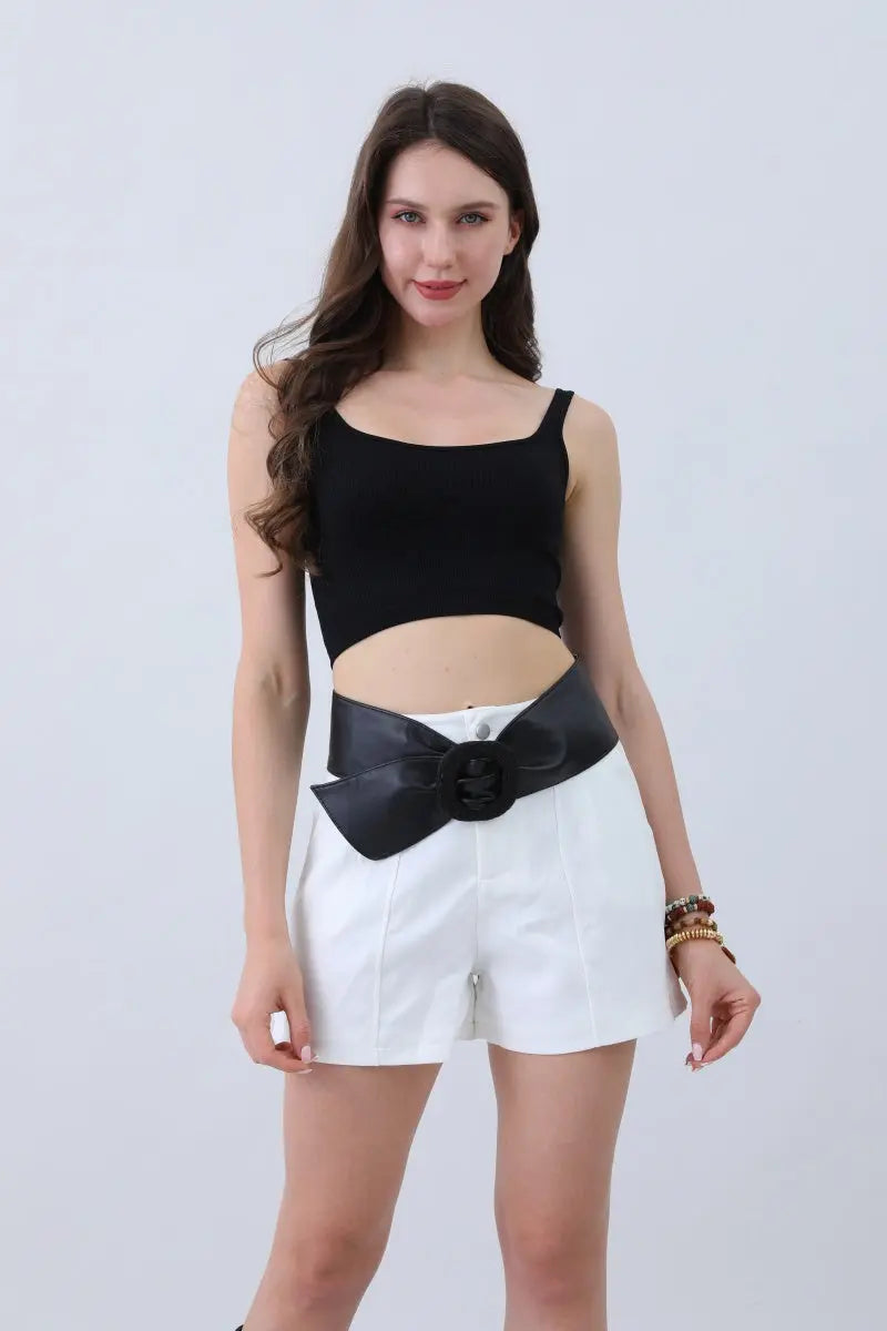 Sleek Faux Leather Belt – Minimalist Trackline Design⚡