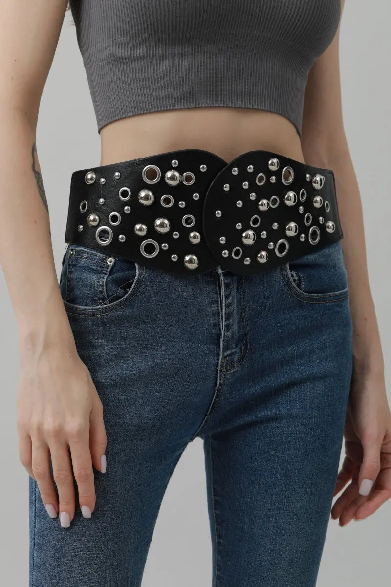 Western Wide Rivet Belt – Vintage Cowboy Chic 🤠✨