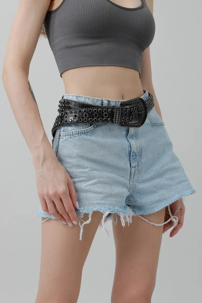 Rhinestone & Rivet Studded Belt – Glam Western Sparkle ✨🤠