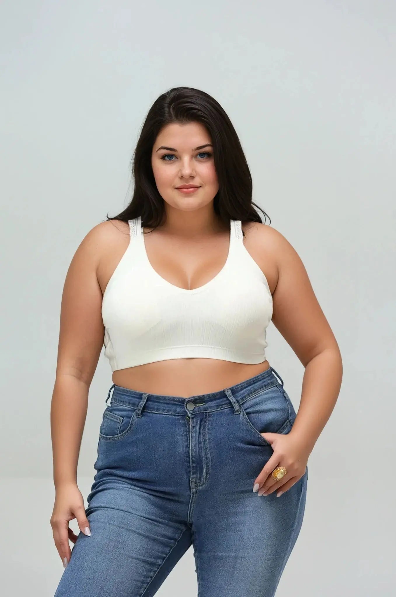 Plus Size Seamless Front Lace Racerback Bralette – Soft Stretch Fit