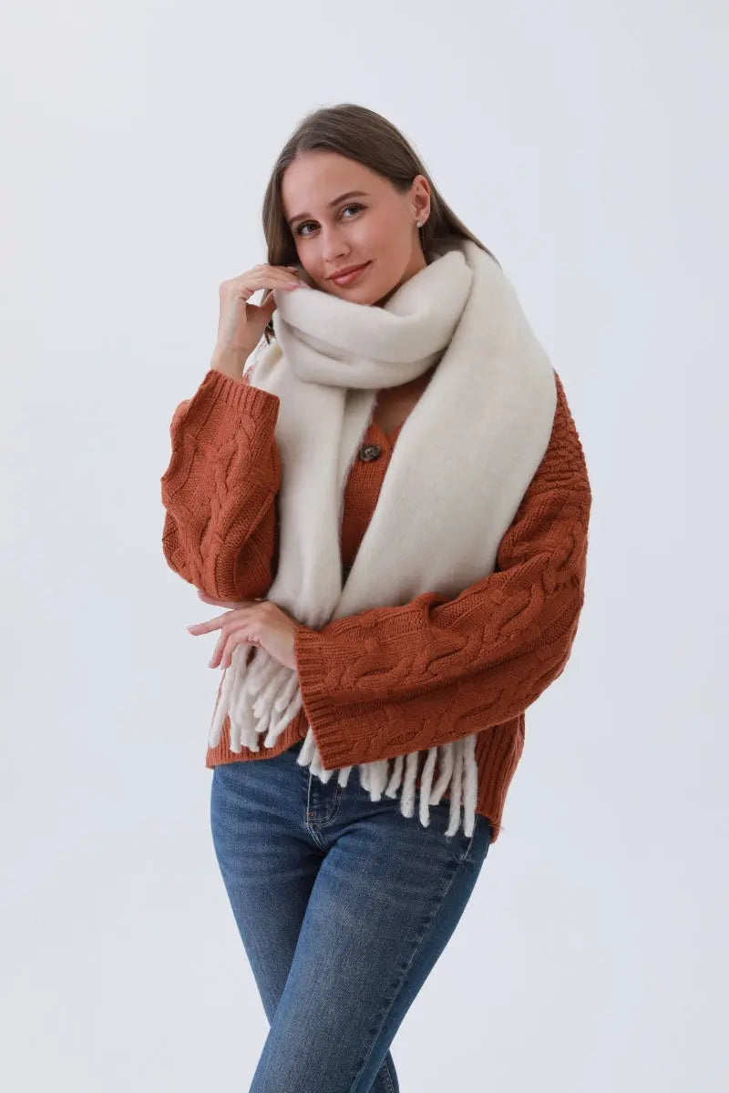 Classic Tassel Knit Scarf – Bestselling Winter Essential❄️✨
