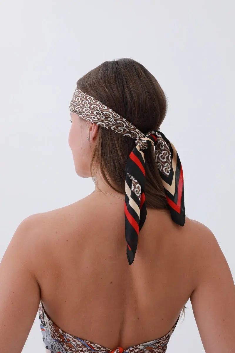 Retro Chain Link Bandana – 70s Glam Meets Silky Edge ⛓️