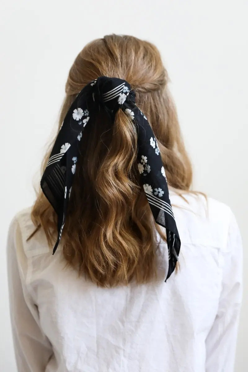Dainty Flower Bandana
