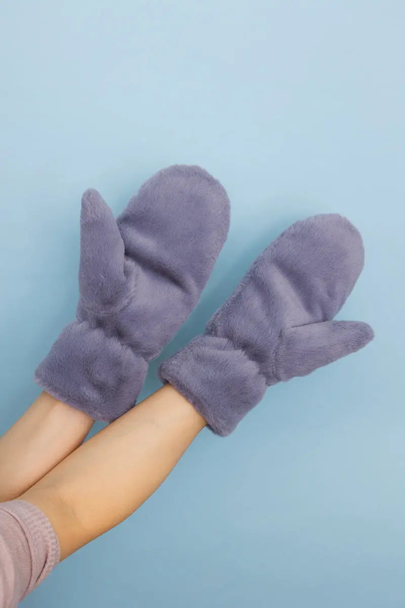 Plush Fleece Lined Cozy Mitten in Soft Colors