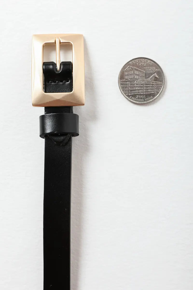Gold Buckle Skinny Belt – Chic and Elegant
