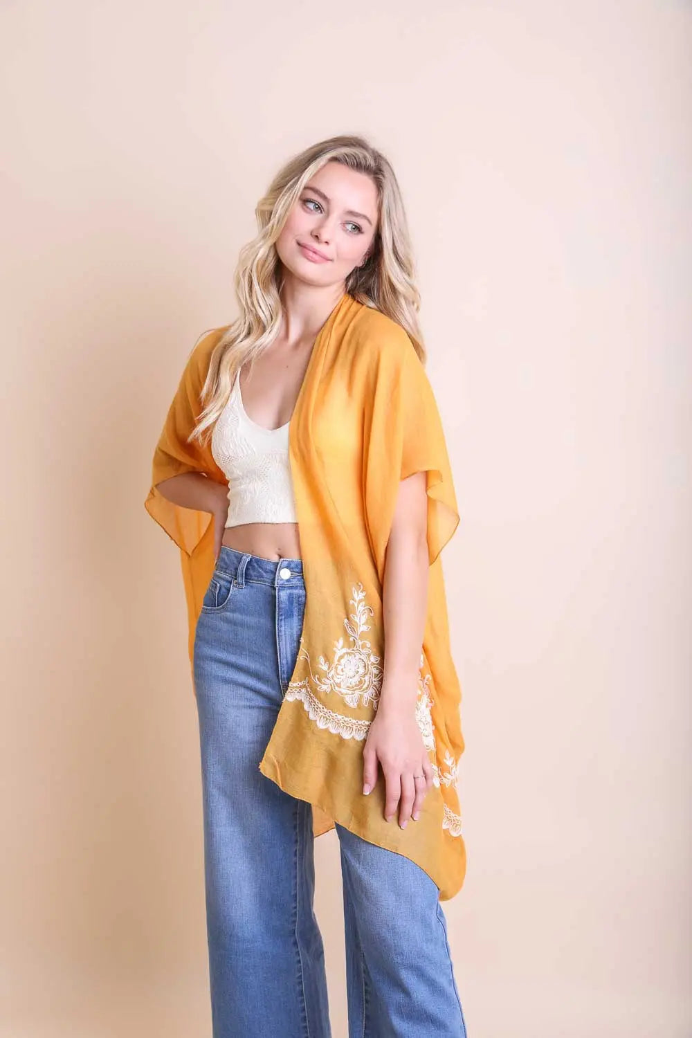 Chic Embroidered Kimono – Sophisticated Floral Design
