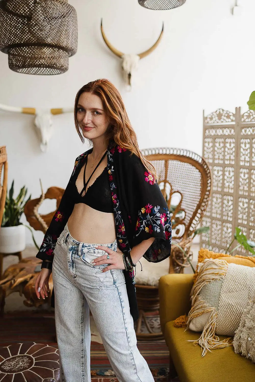 Lightweight Anemone Kimono – Floral Elegance for Any Occasion