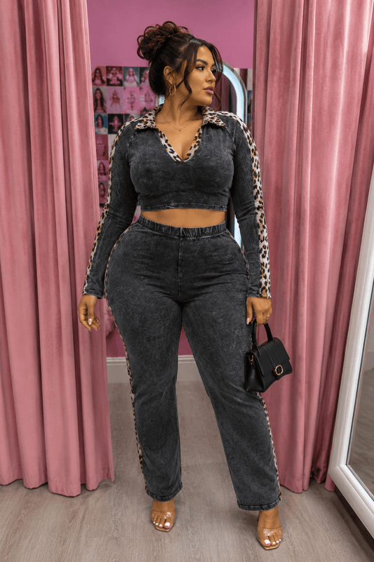 Maya Curvy Mineral Washed Crop Top & Stretch Pull-On Pants Set Leopard Contrast