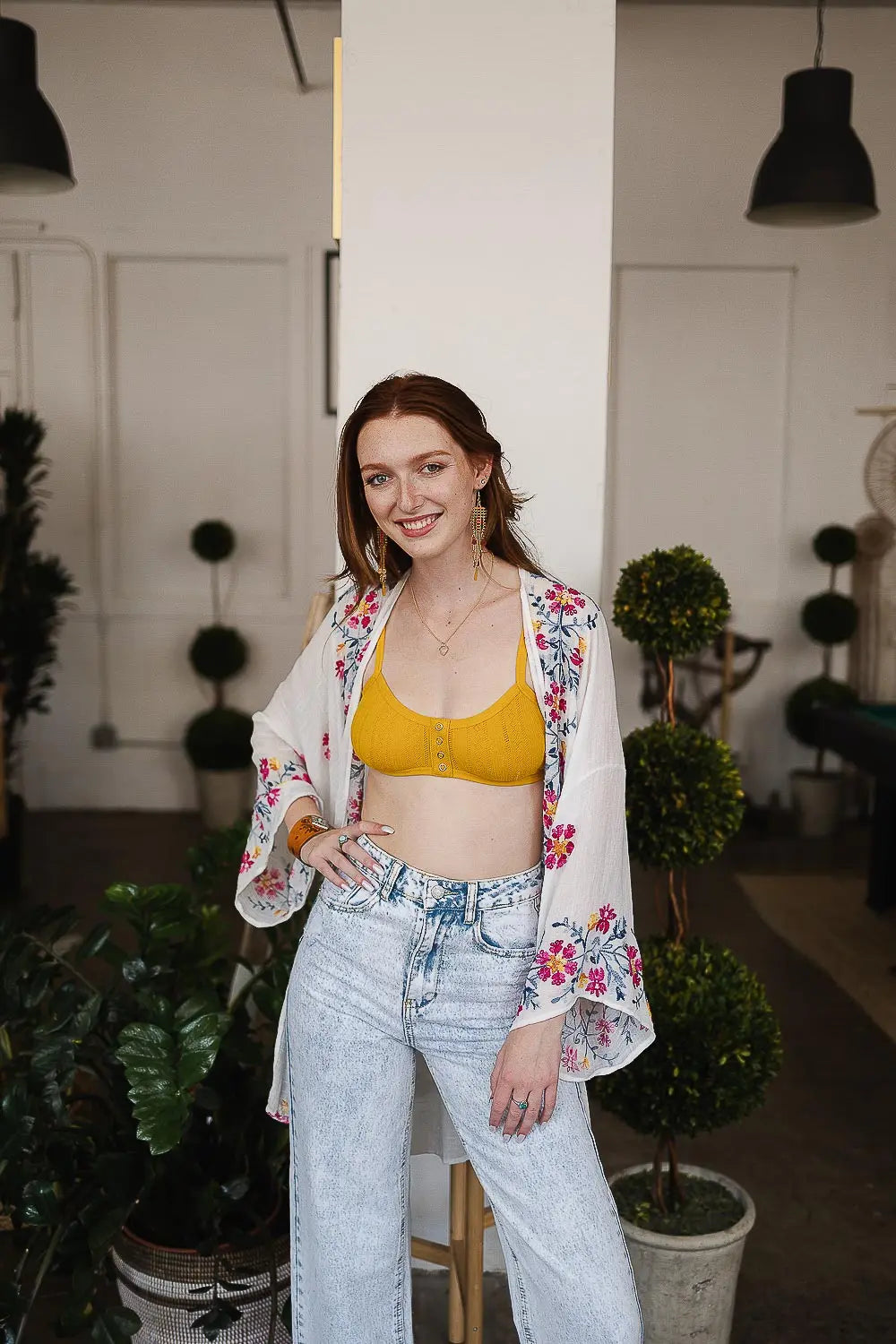 Lightweight Anemone Kimono – Floral Elegance for Any Occasion