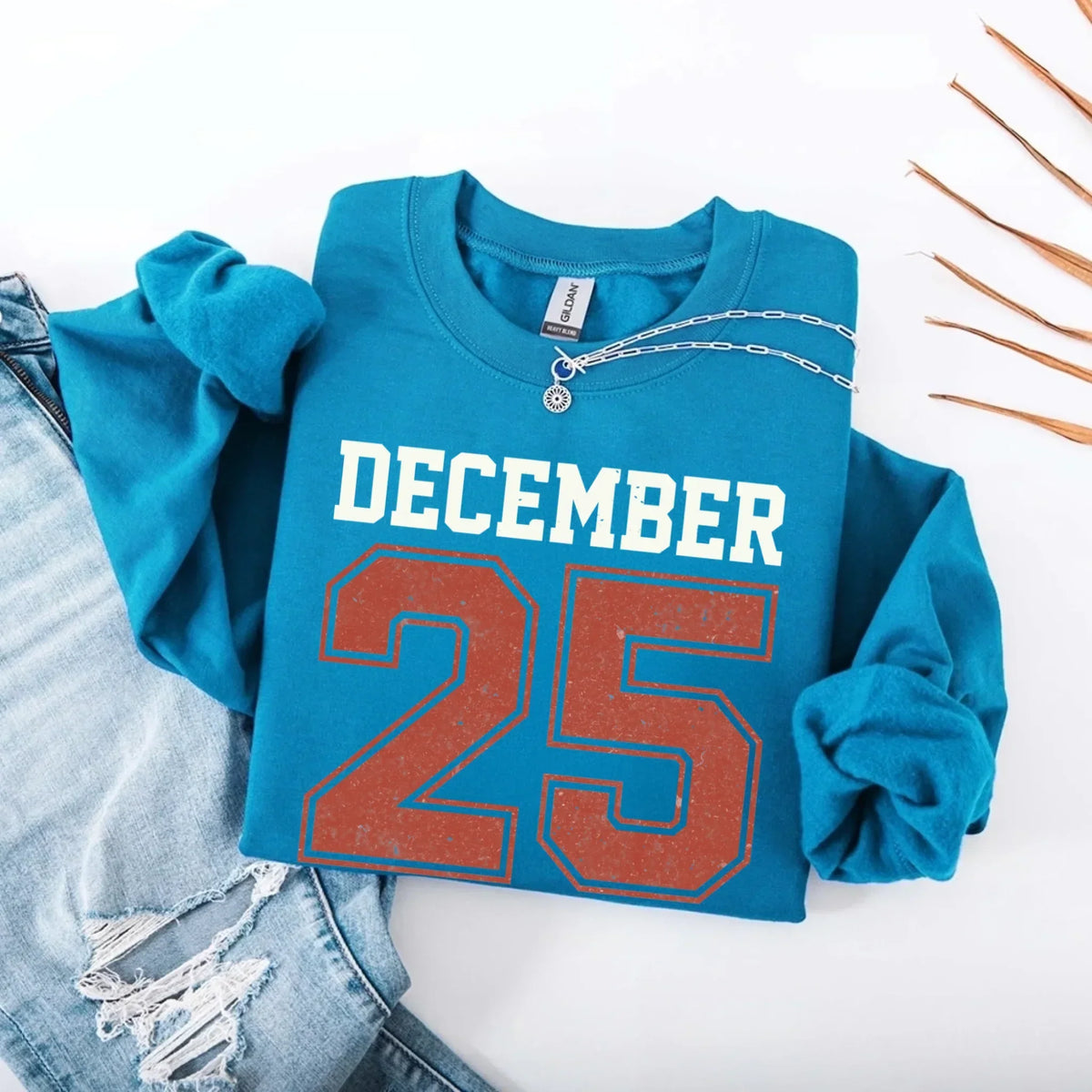 Retro Christmas DECEMBER 25 Sweatshirt Festive Holiday Sweater