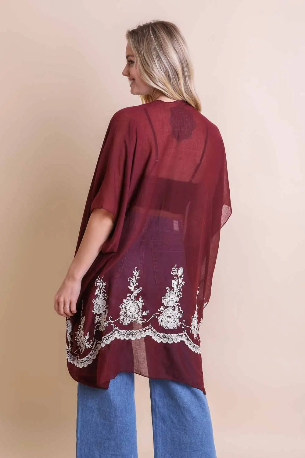 Chic Embroidered Kimono – Sophisticated Floral Design