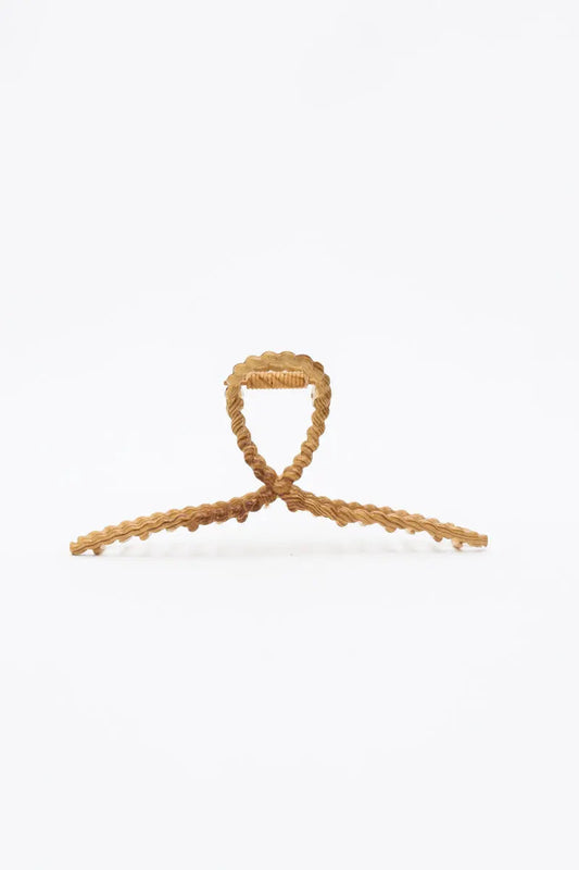 Braided Wood Grain Hair Claw – Rustic Elegance